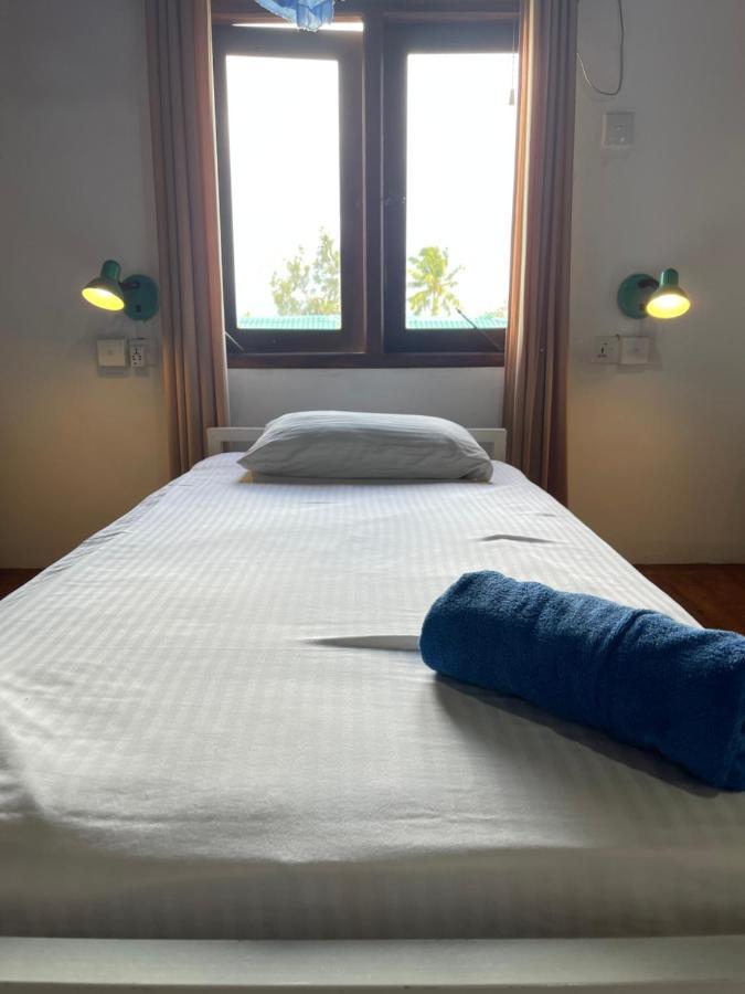 Happy Bay Hotell Weligama Eksteriør bilde